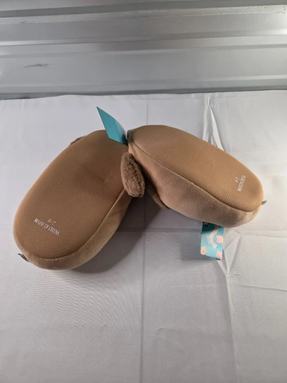 NWT Squishmallows Kids Slippers Size 6-7‎ Plush Character Bigfoot